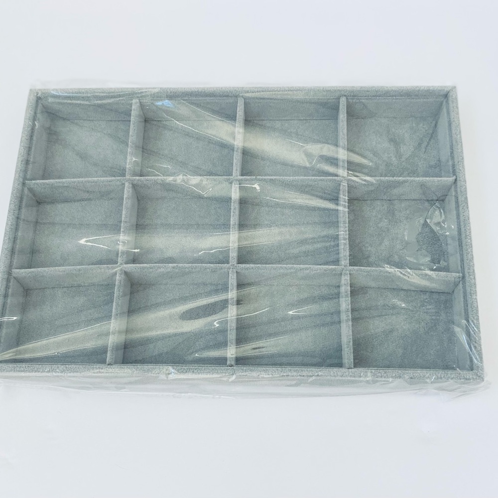 Large Gray Velvet Jewelry Tray 12 Compartments Earrings Pendants
Bracelet Rings